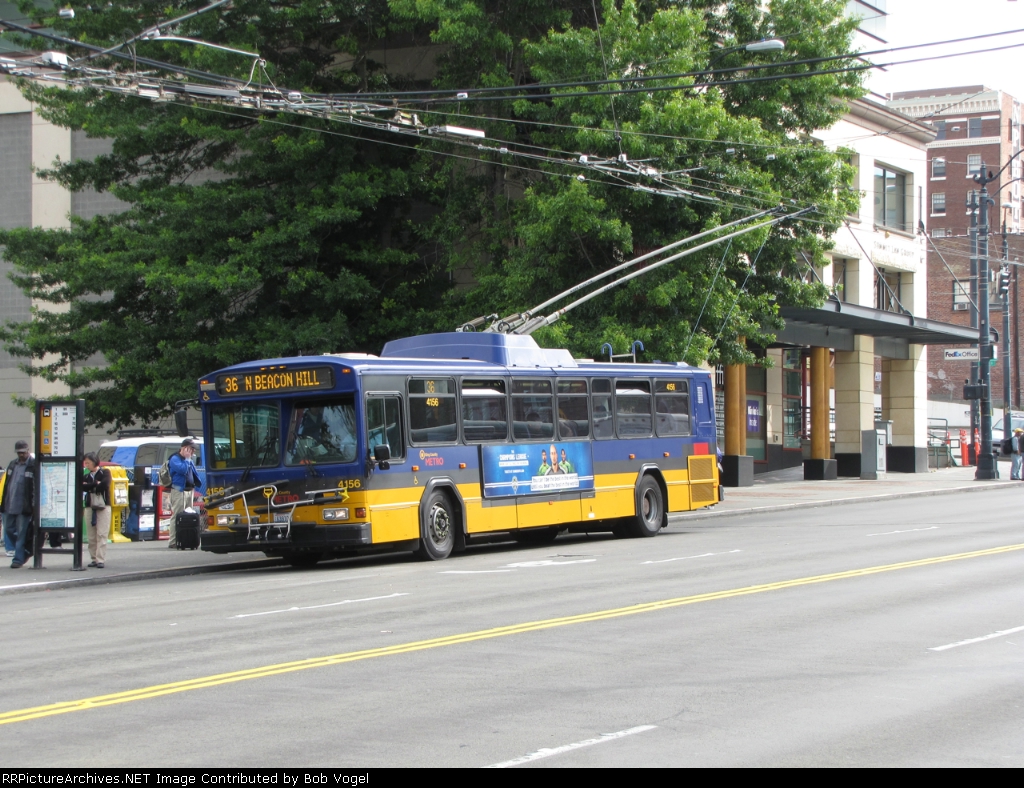 electric trolley bus