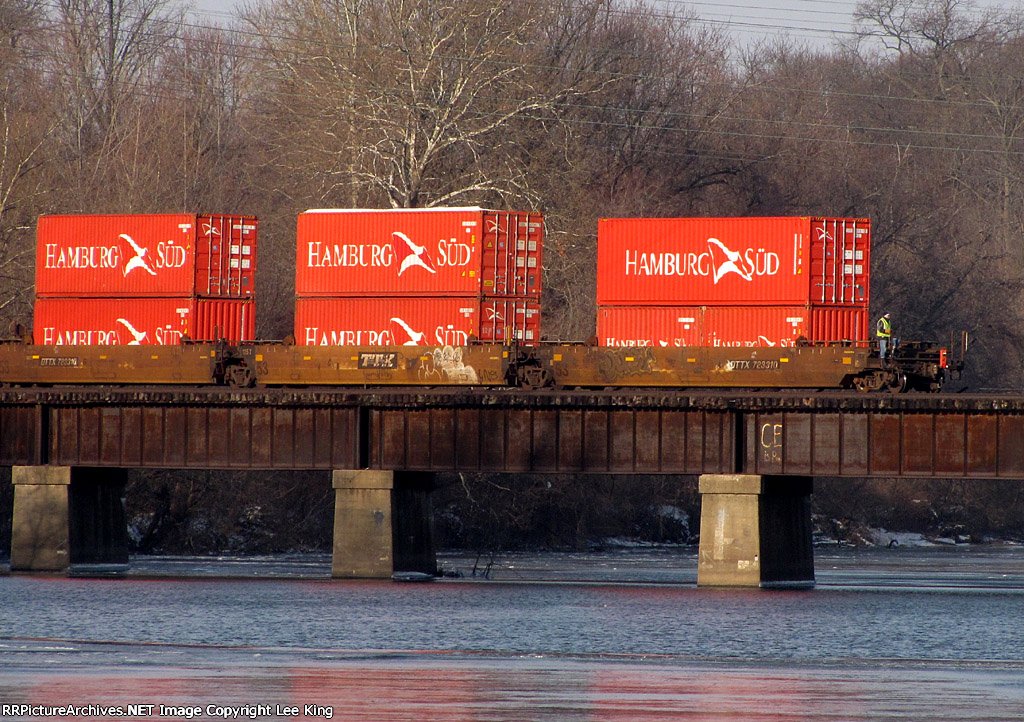 CSX Q190 at CP ISLAND