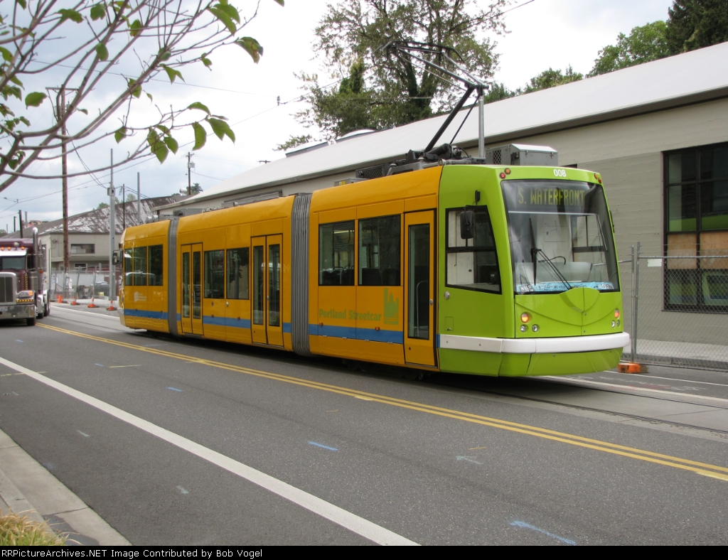 Portland Streetcar 008