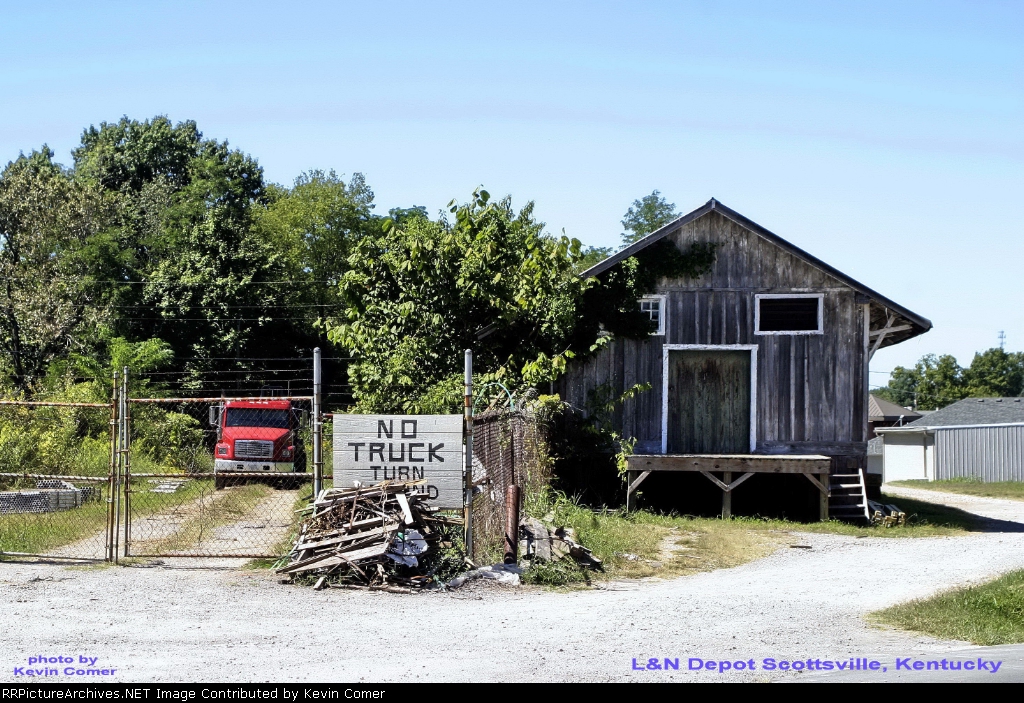 L & N Depot