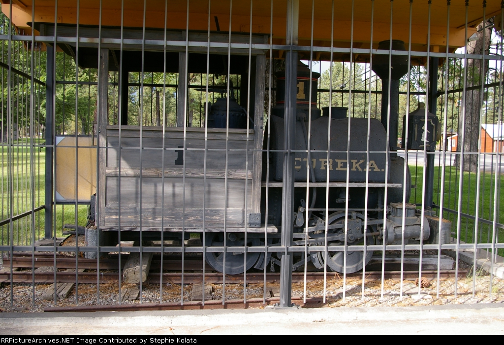 DINKY 1 ENGINEER SIDE