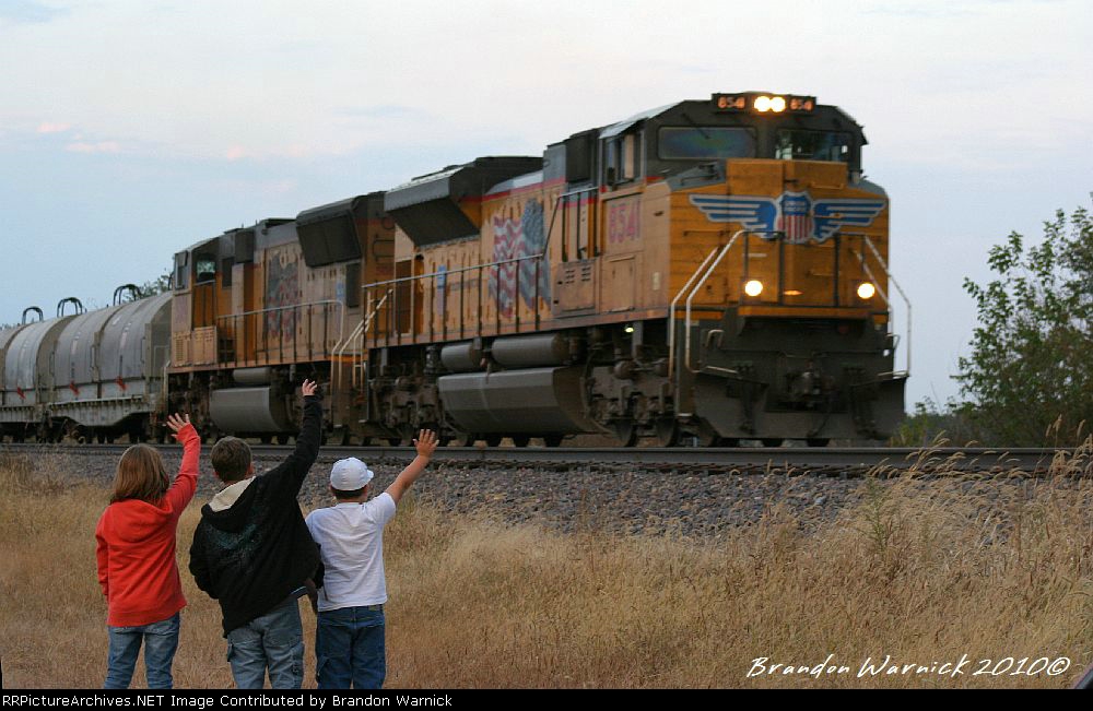 Young railfans