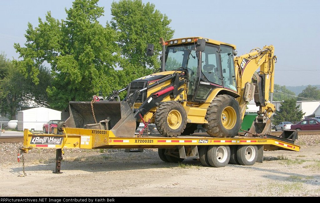 BNSF X3200854 and X7200321