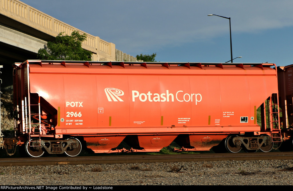 POTX 2699