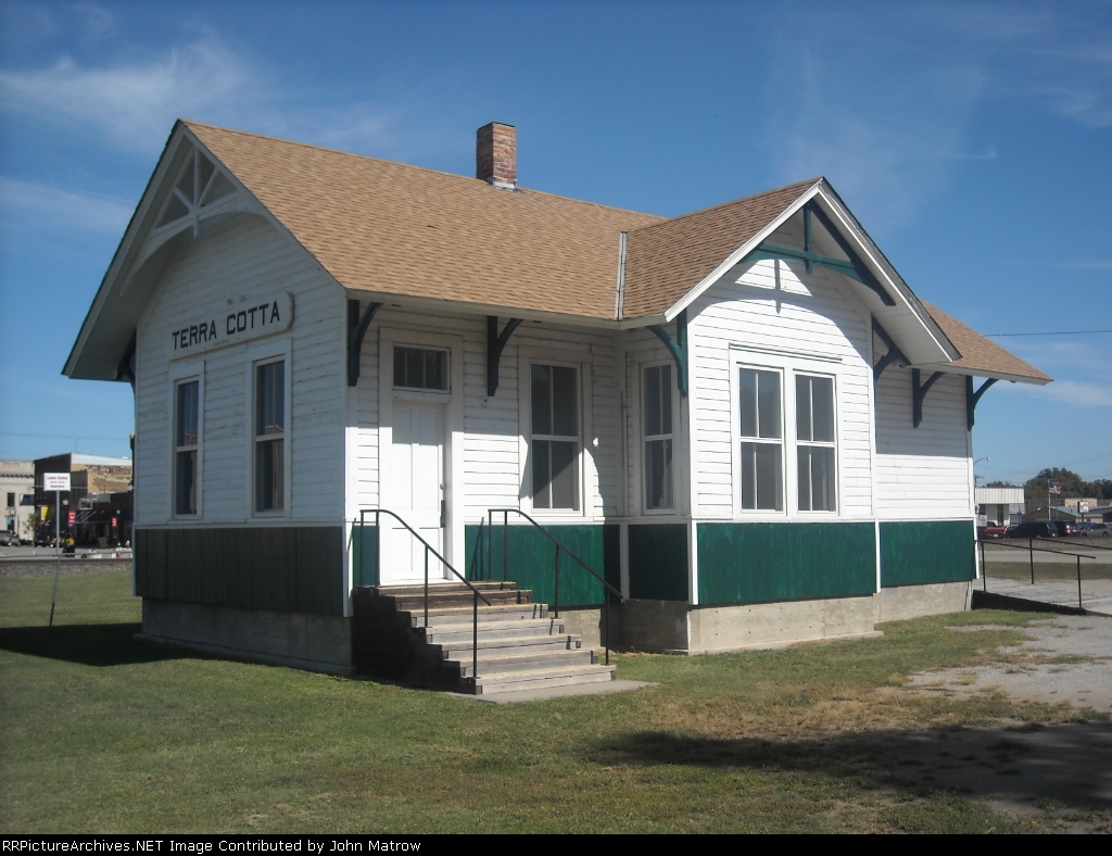 Former Terra Cotta UP Depot