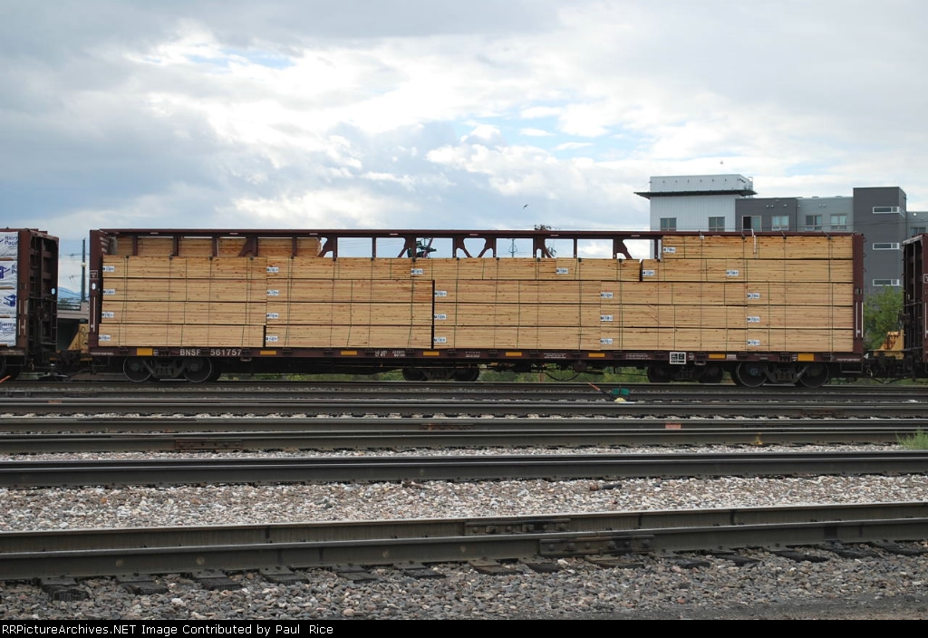 BNSF 561757