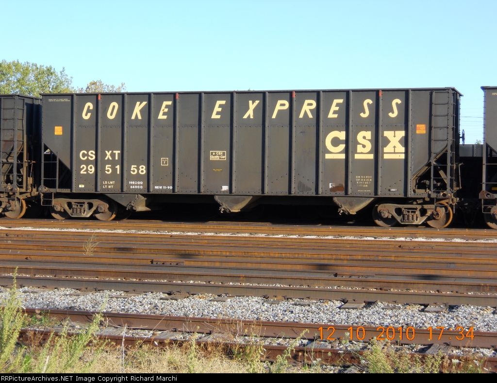 CSX 295158