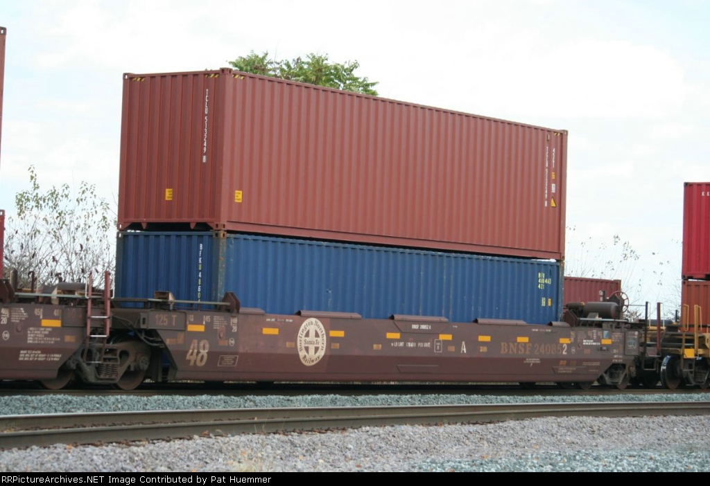 BNSF 240852