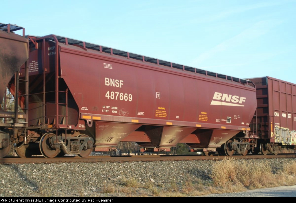 BNSF 487669