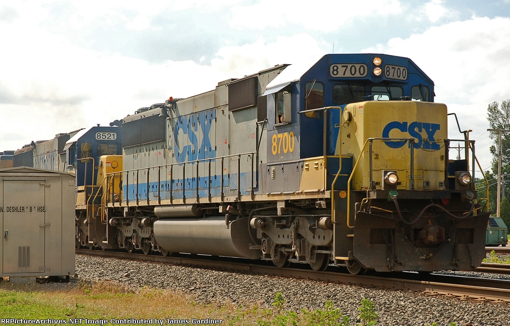 CSXT 8700
