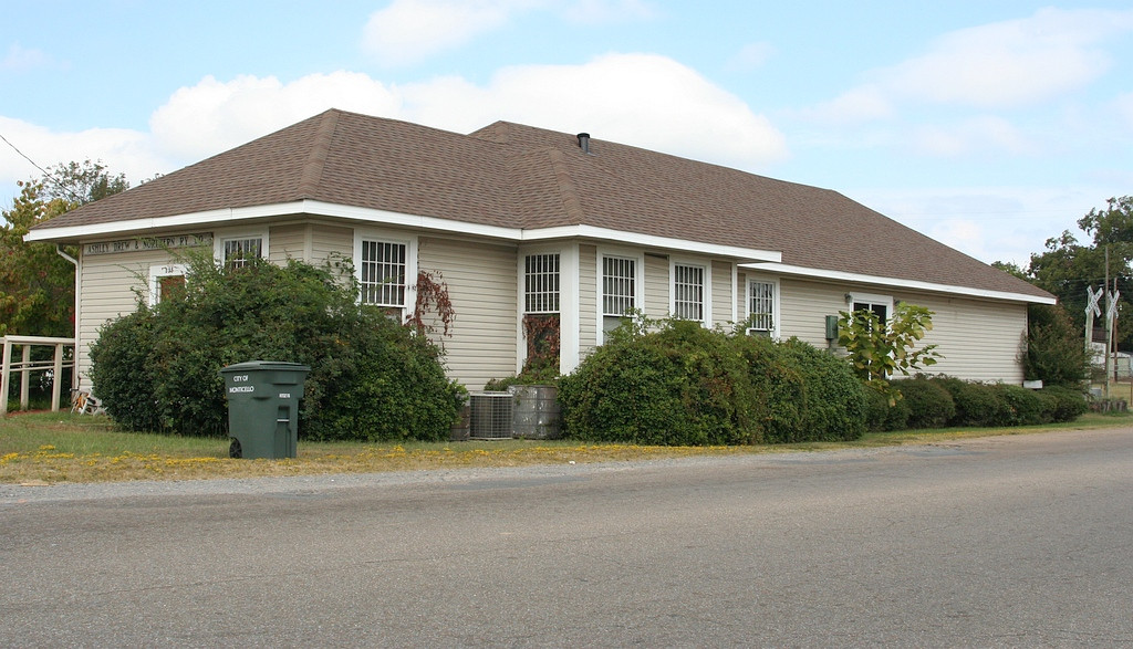 1912 Ashley Drew & Northern depot