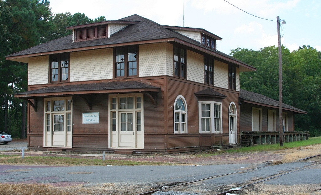 1909 Warren & ouachita Valley depot