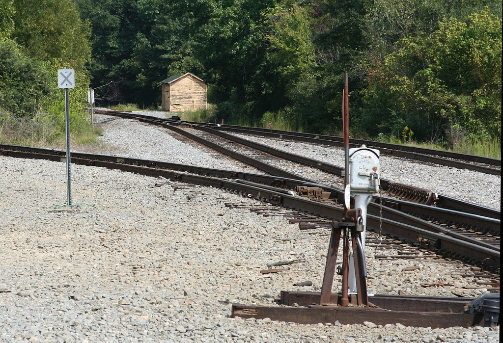 Motorcar shed? at the diamond