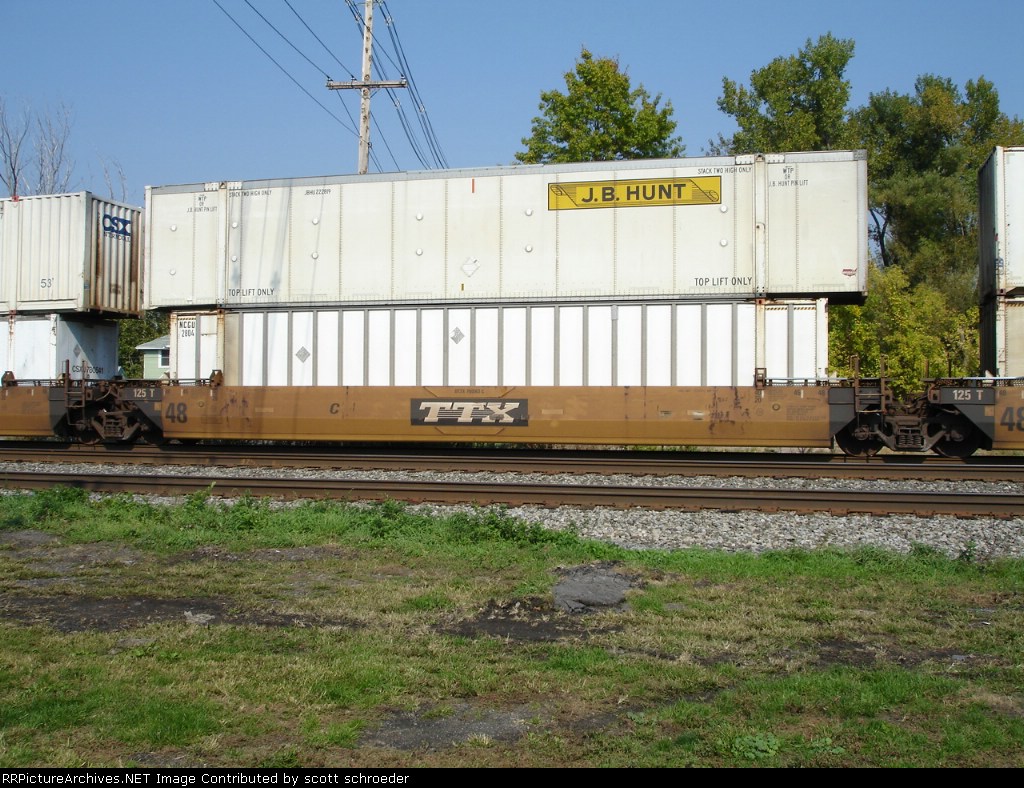 DTTX Double Stackcar 750563C w/NCGU Container 2804 & JBHU Container ...