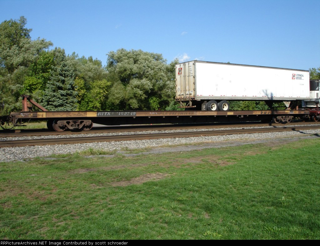 RTTX 152749 Flatcar w/TIP INTERMODAL SERVICES Trailer