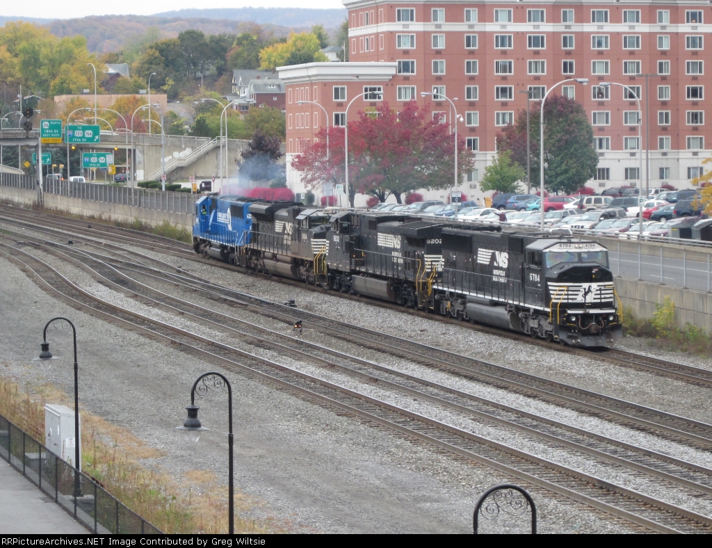 Four NS units run light westbound