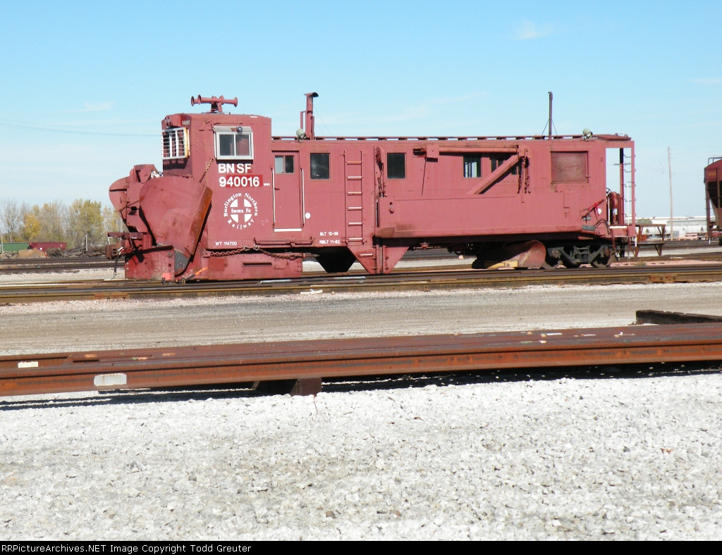 BNSF 940016 Snow Plow