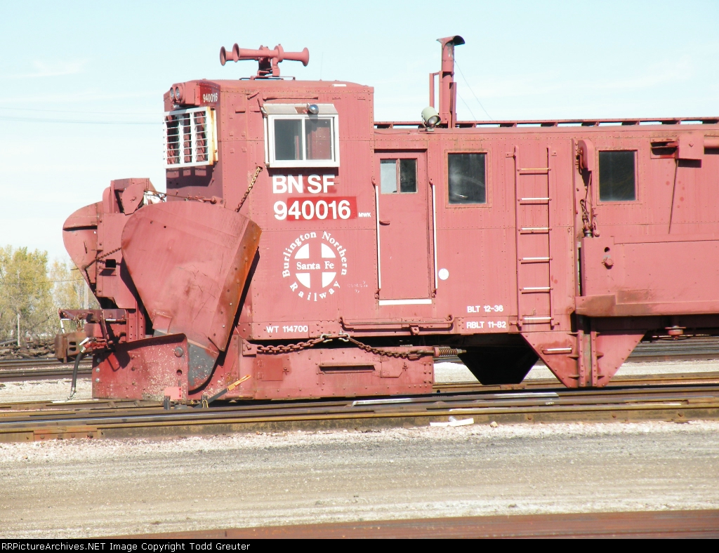 BNSF 940016 Snow Plow
