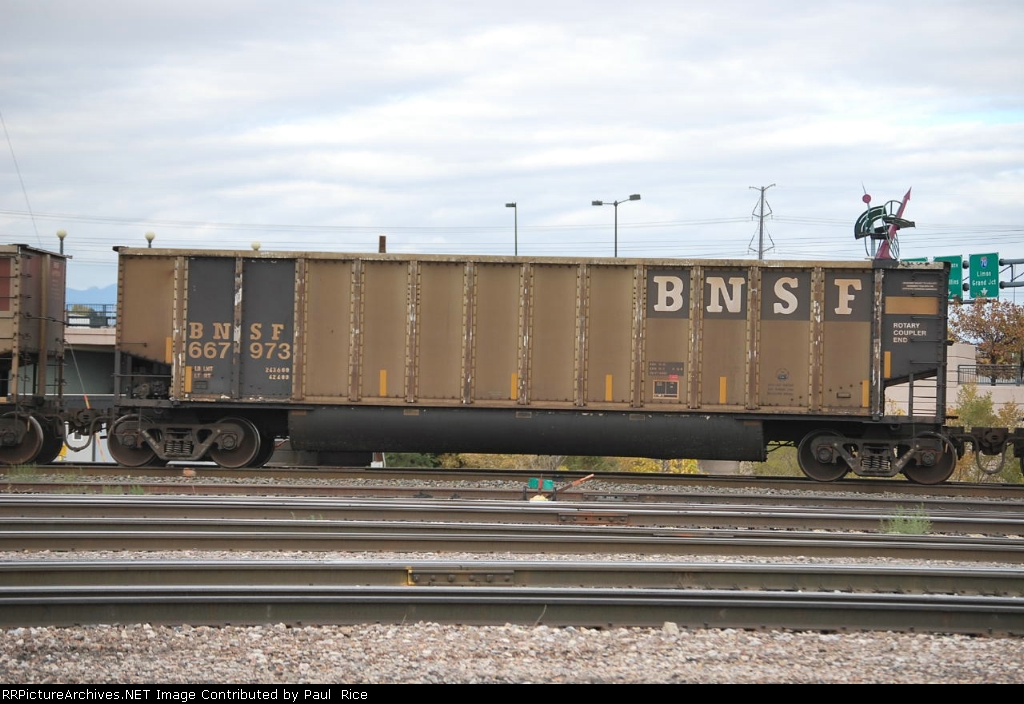 BNSF 667973