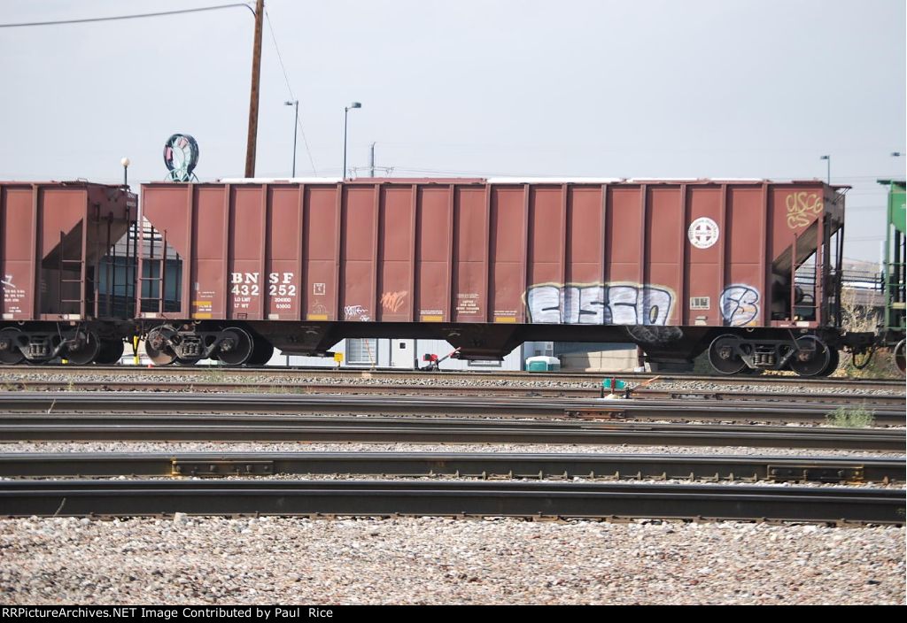 BNSF 432252