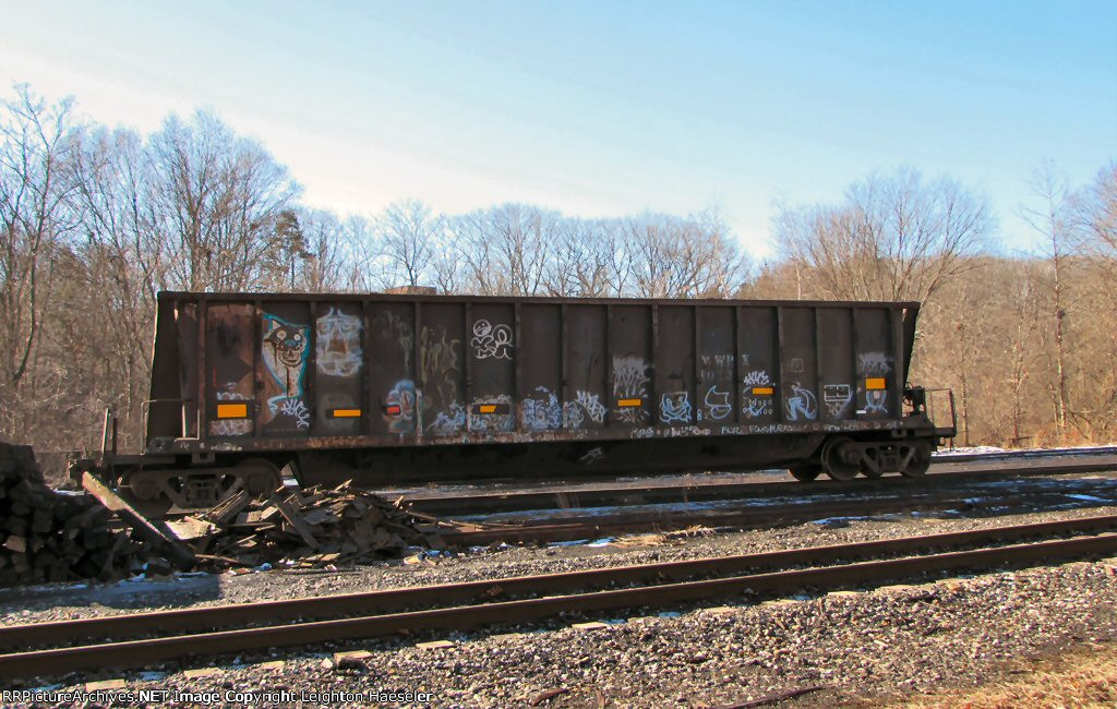 WWPX 1023 (ex-CNHX 902111, ex-CPHX 799829)