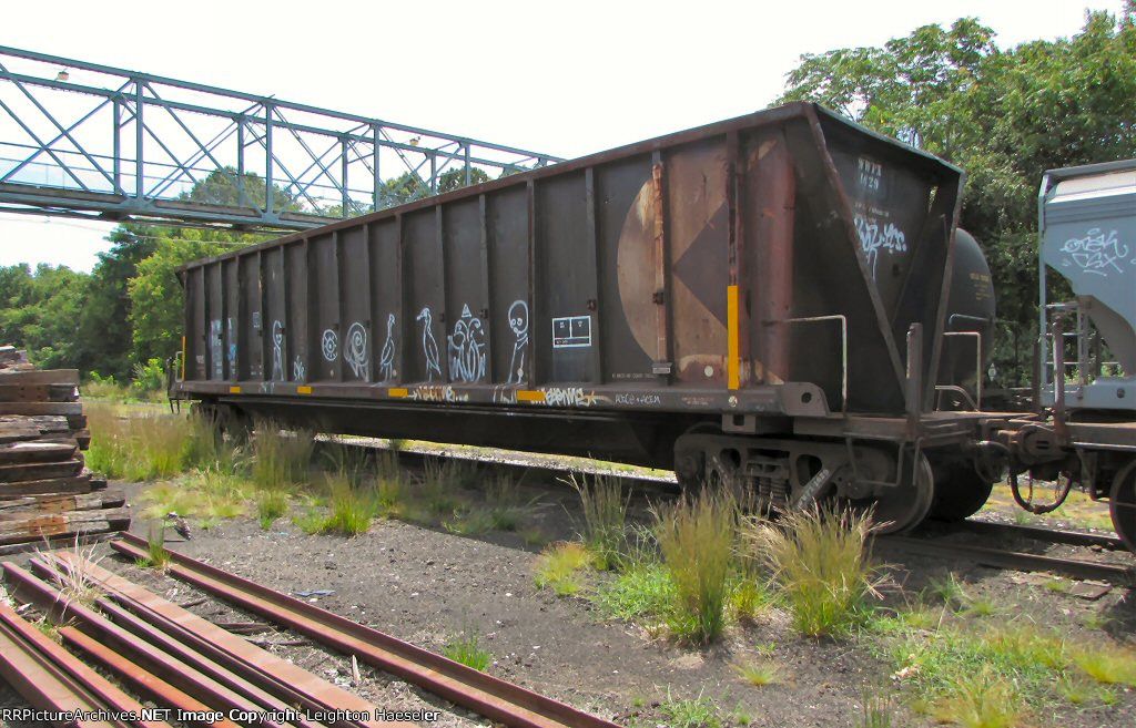 WWPX 1029 (ex-CNHX 902119, ex-CPHX 799840)