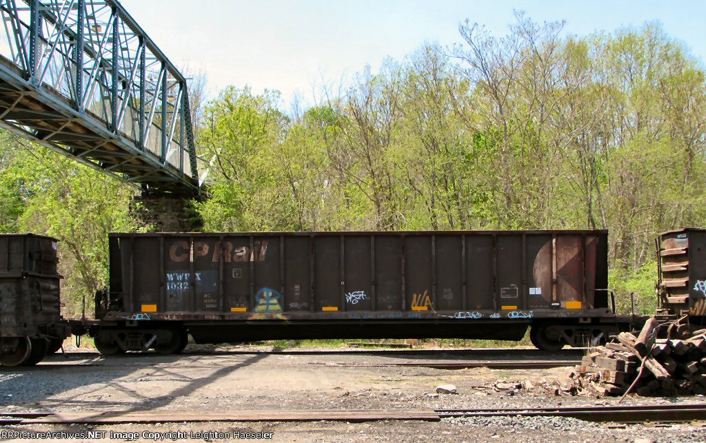 WWPX 1032 (ex-CPHX 799791)