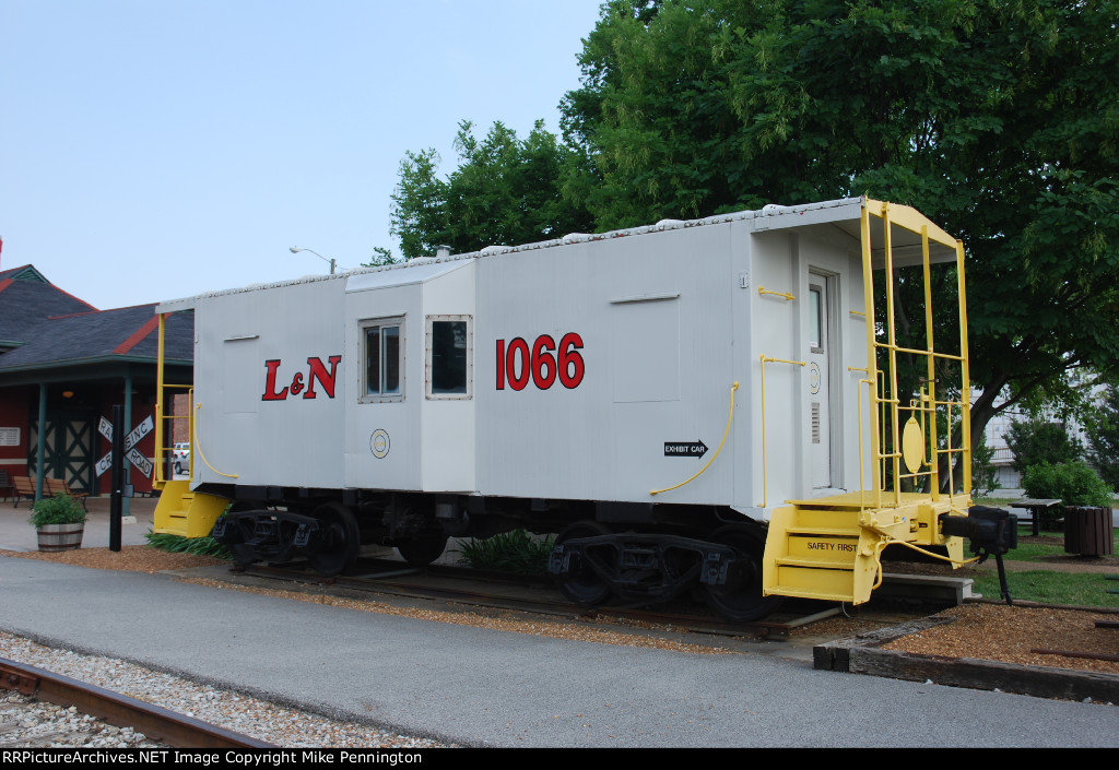 LN 1066