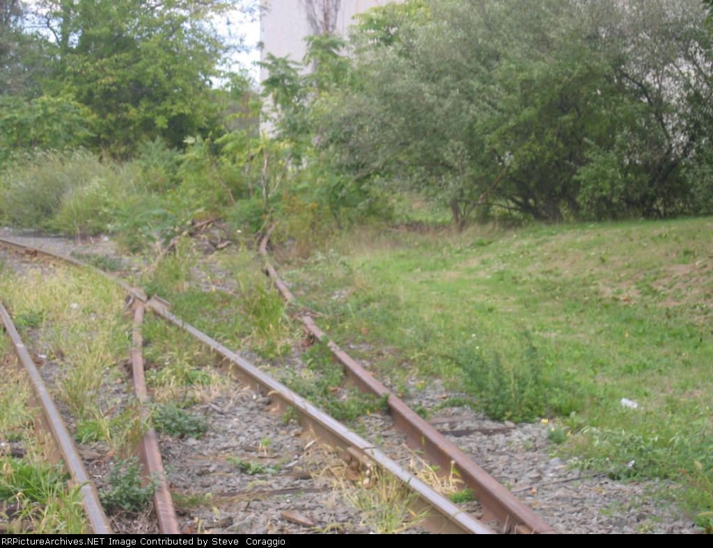Abandoned/ old siding or spur 