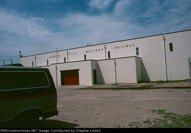 GARDEN CITY WESTERN SHOP