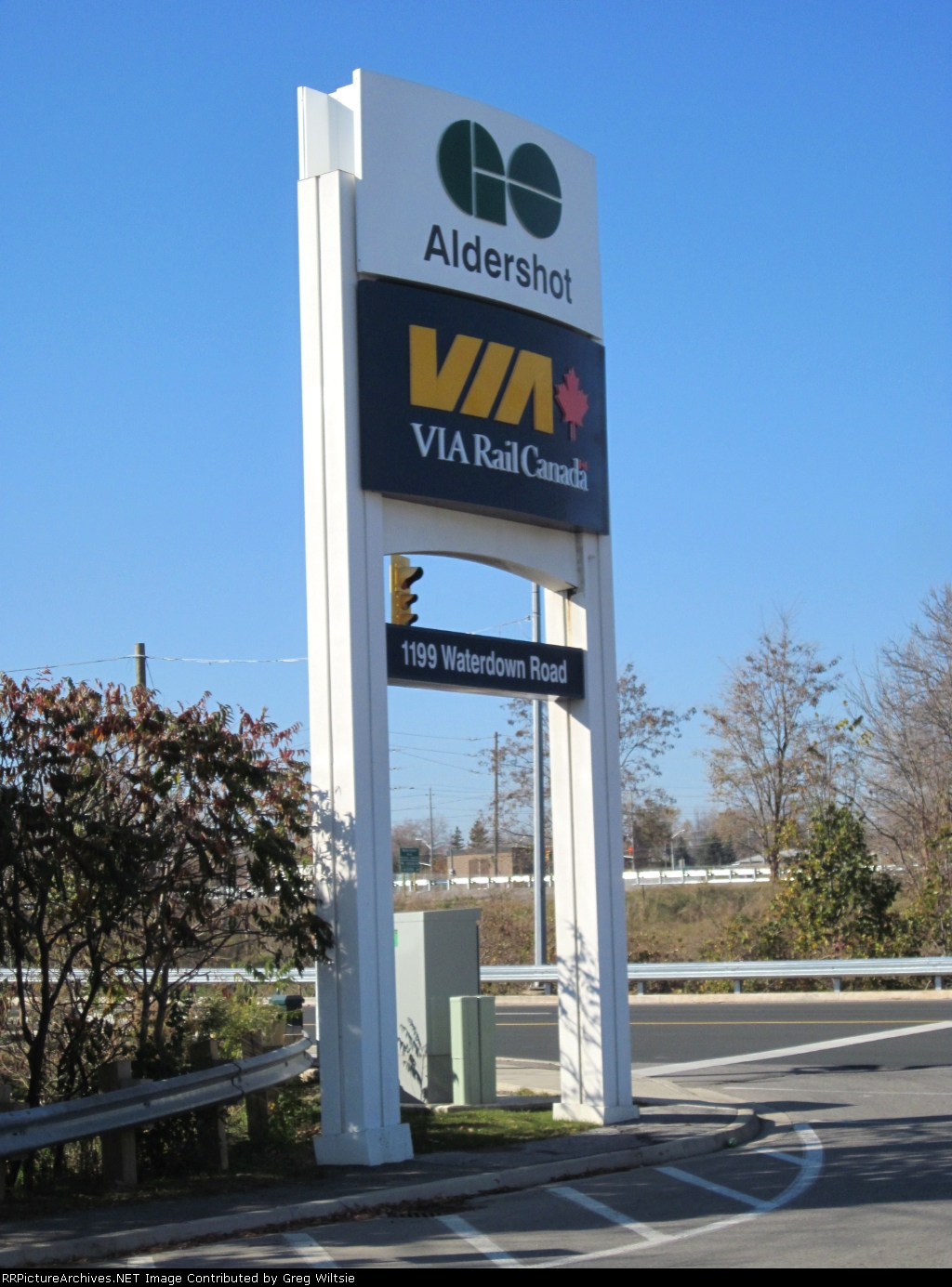 GO Transit and VIA Sign