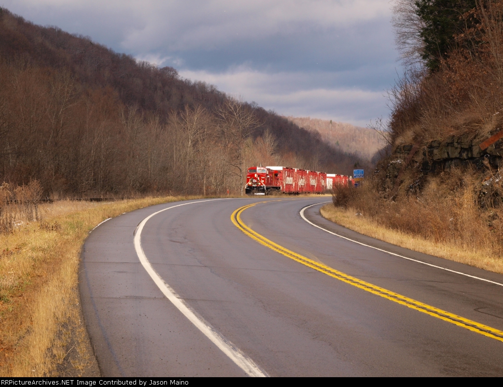 Cp 9824 holiday train