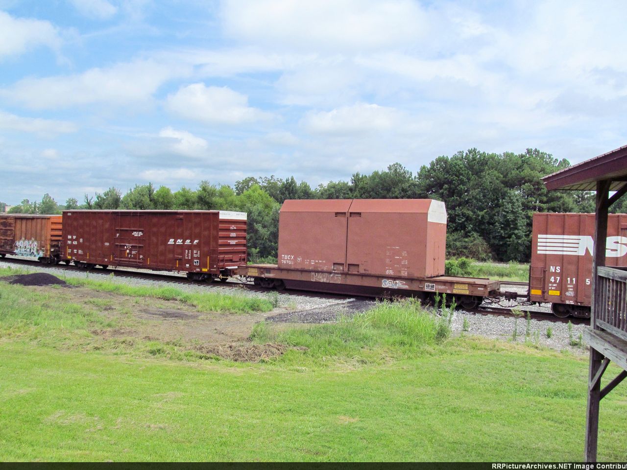 TBCX 767011  Well car