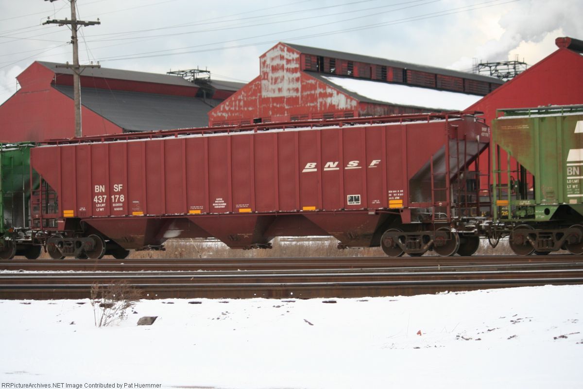 BNSF 437178