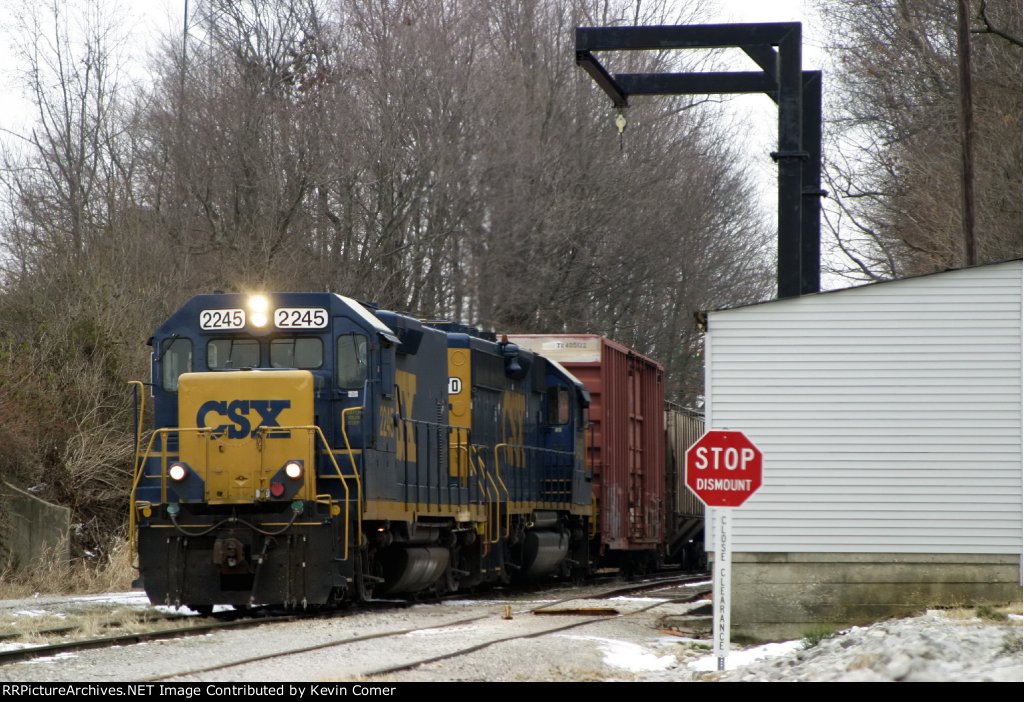 CSX Local J756 