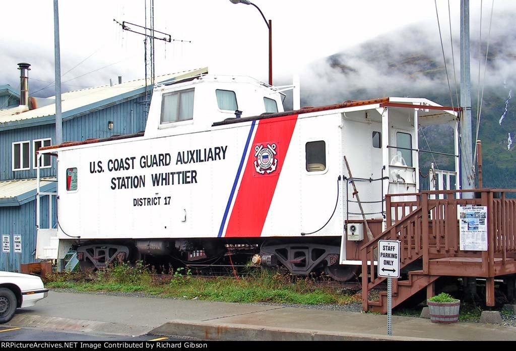 US Coast Guard Caboose / Former ARR 1076