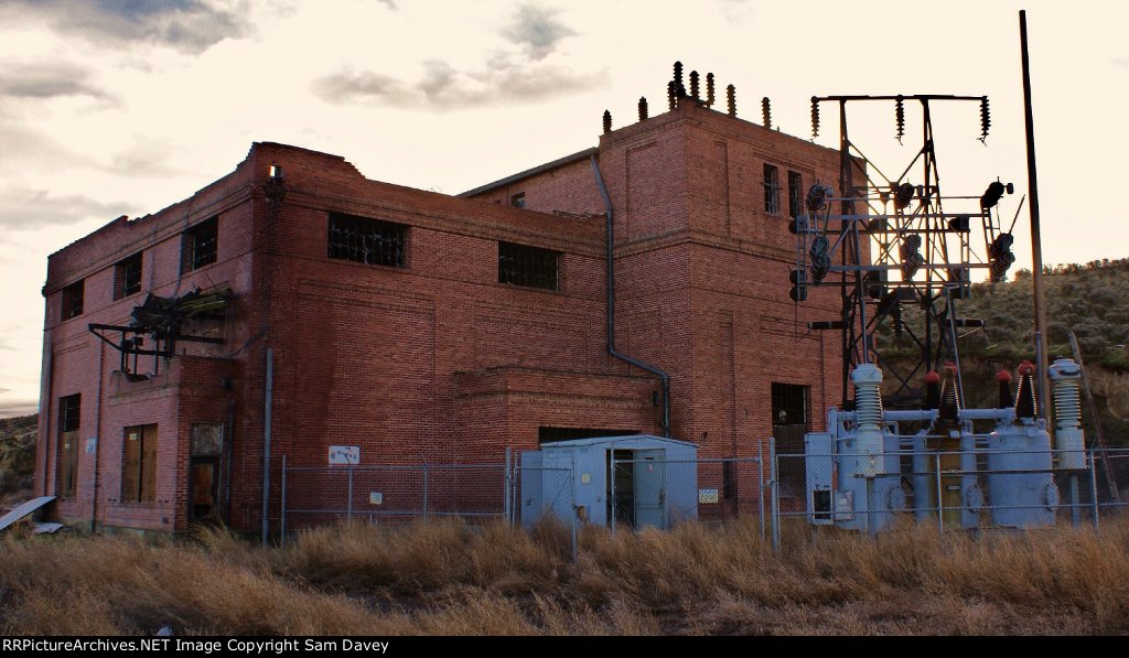 Former MILW sub station number 21.