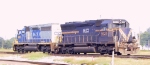 HLCX 9030 &  CSX 8453 head southbound