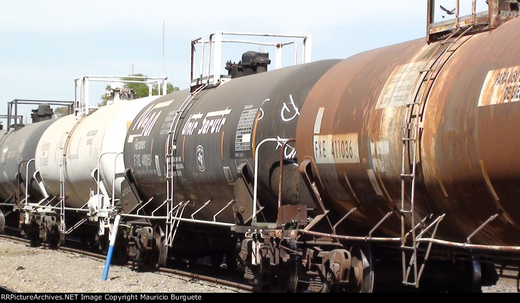 Ferromex tanks at yard