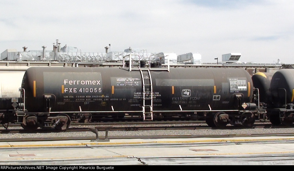 Ferromex tank car