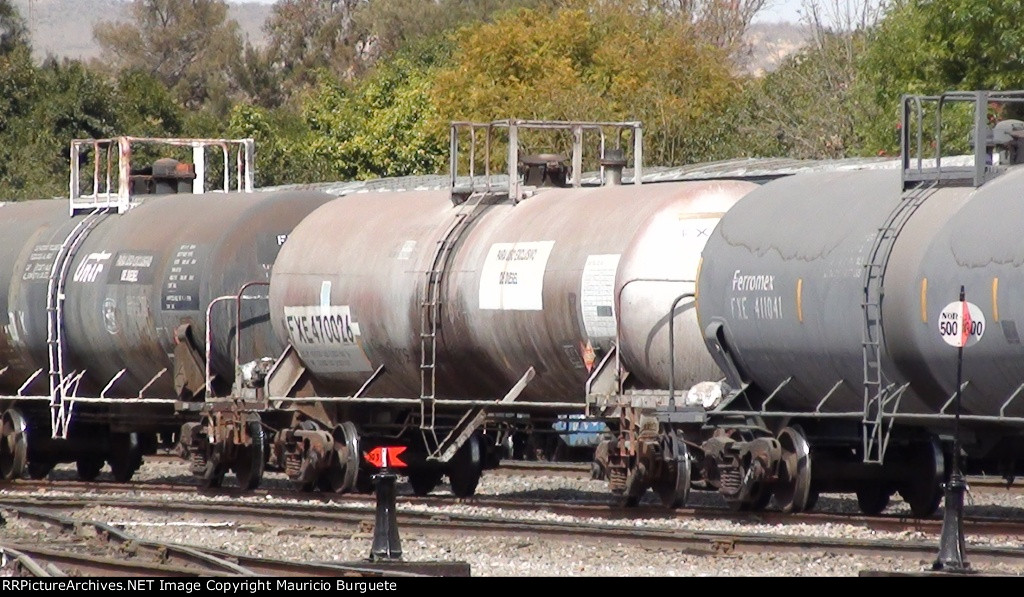 Ferromex tank cars