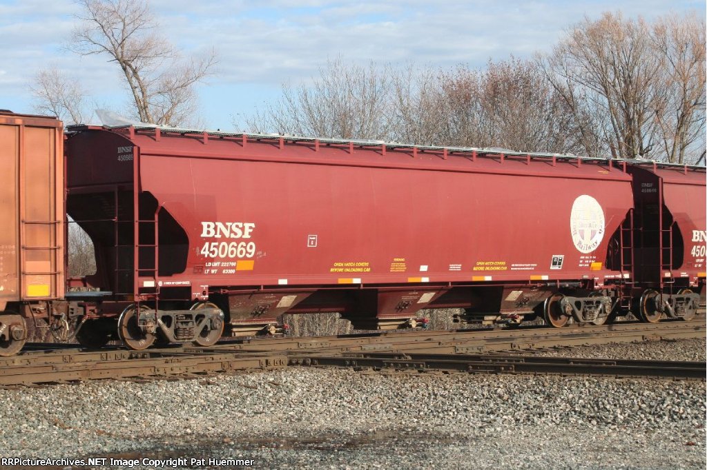 BNSF 450669