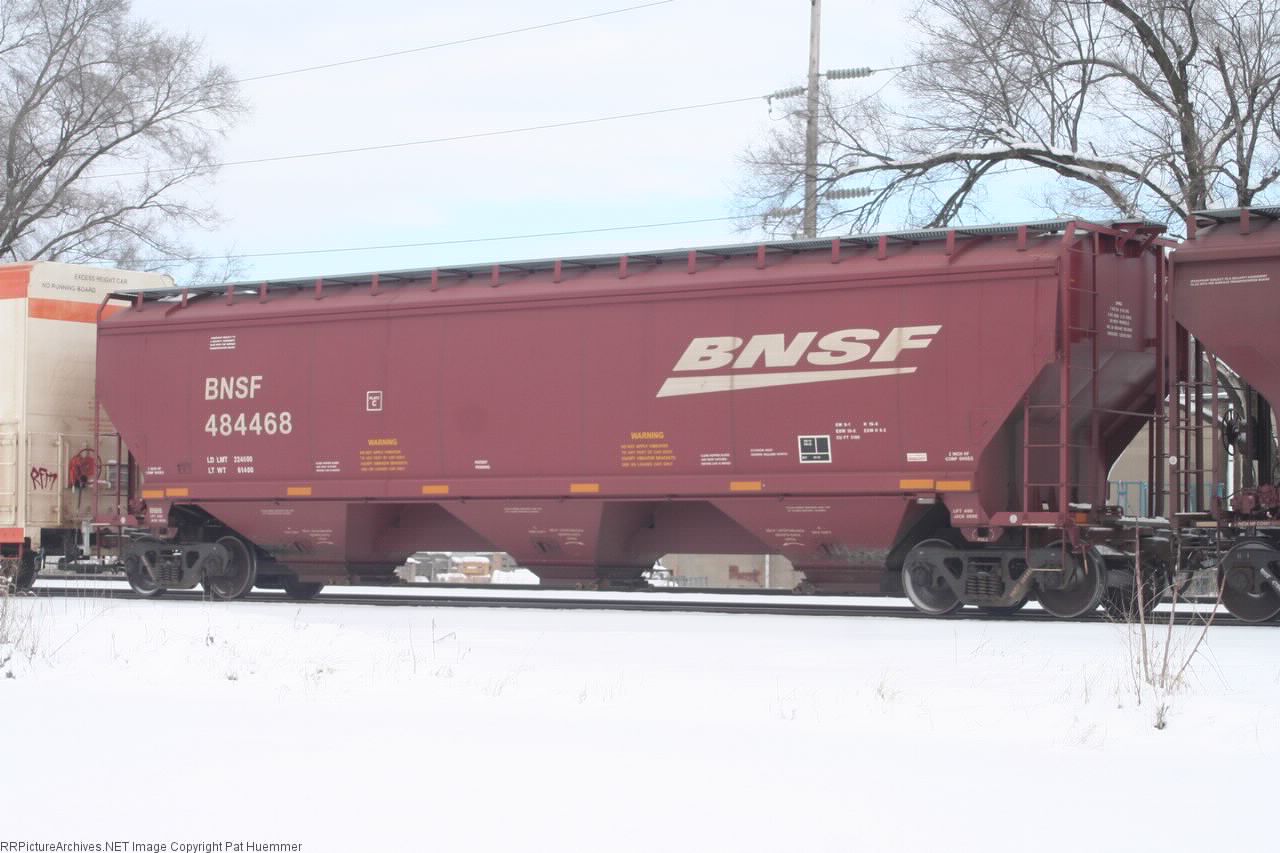 BNSF 484468