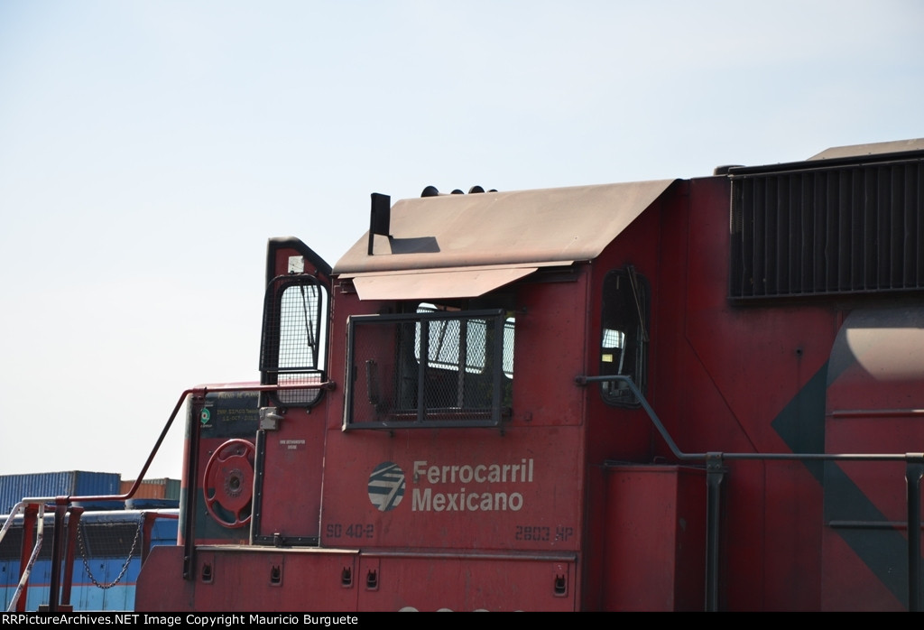 FXE SD40-2 loco at yard