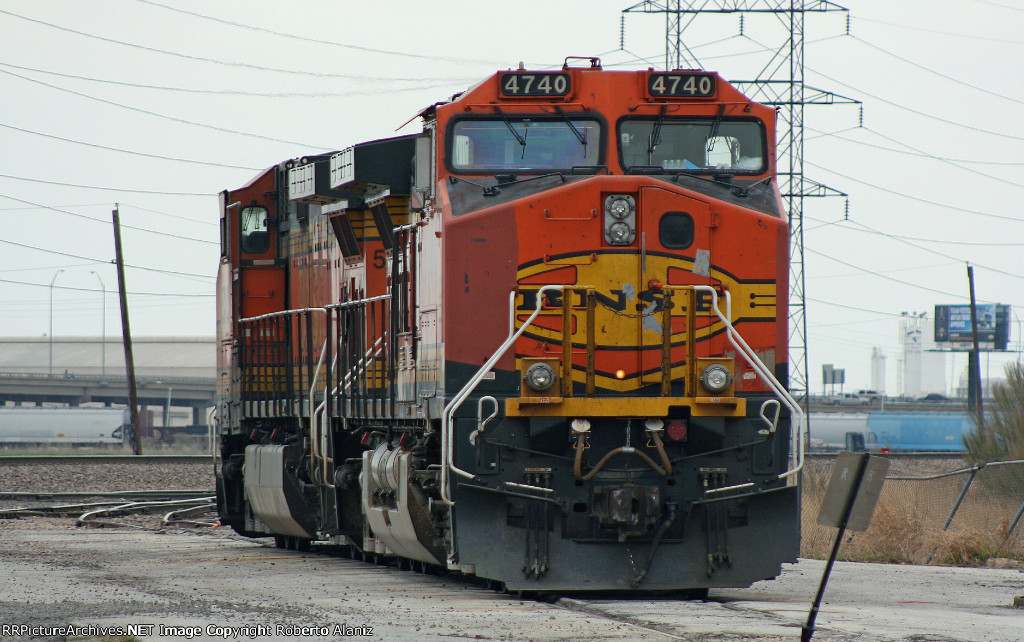 BNSF 4740
