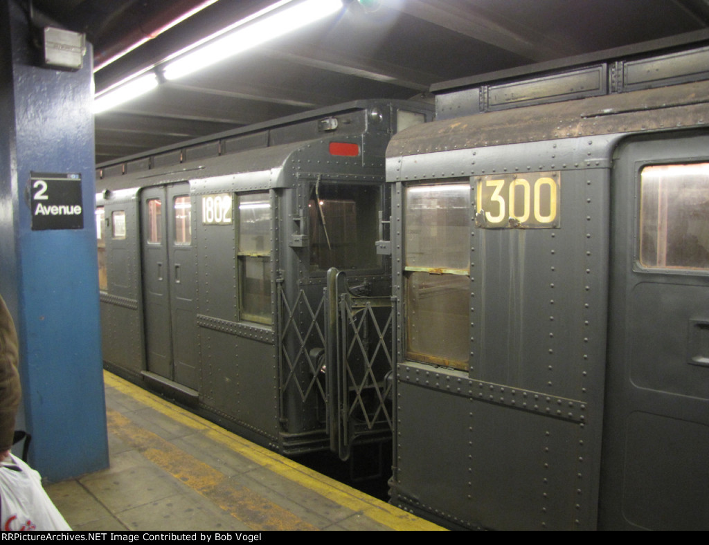 1936 R6 1300 and 1940 R9 1802