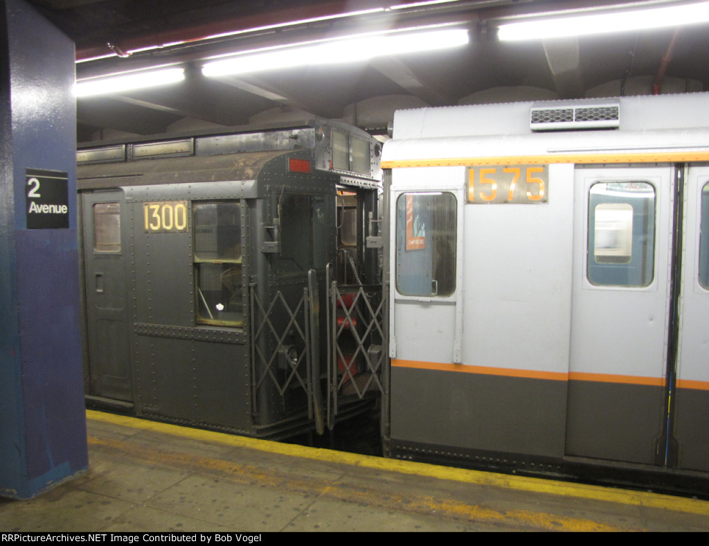 1936 R6 1300 and 1937 R7A 1575