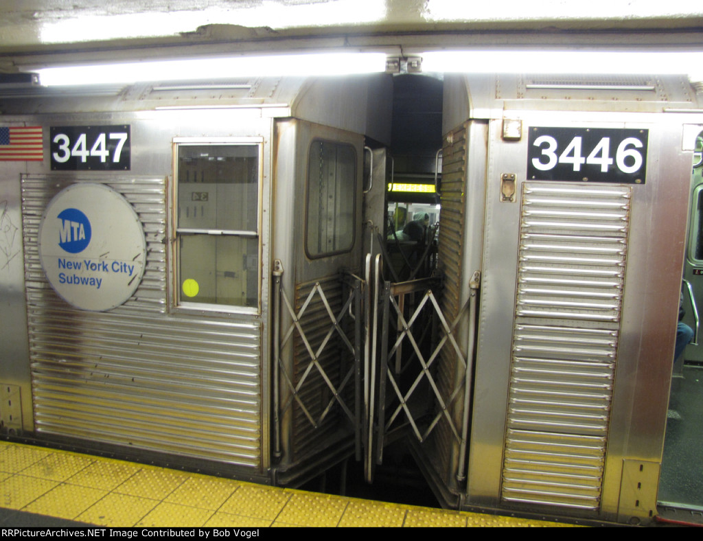 1964 Budd R32 3446 and 3447