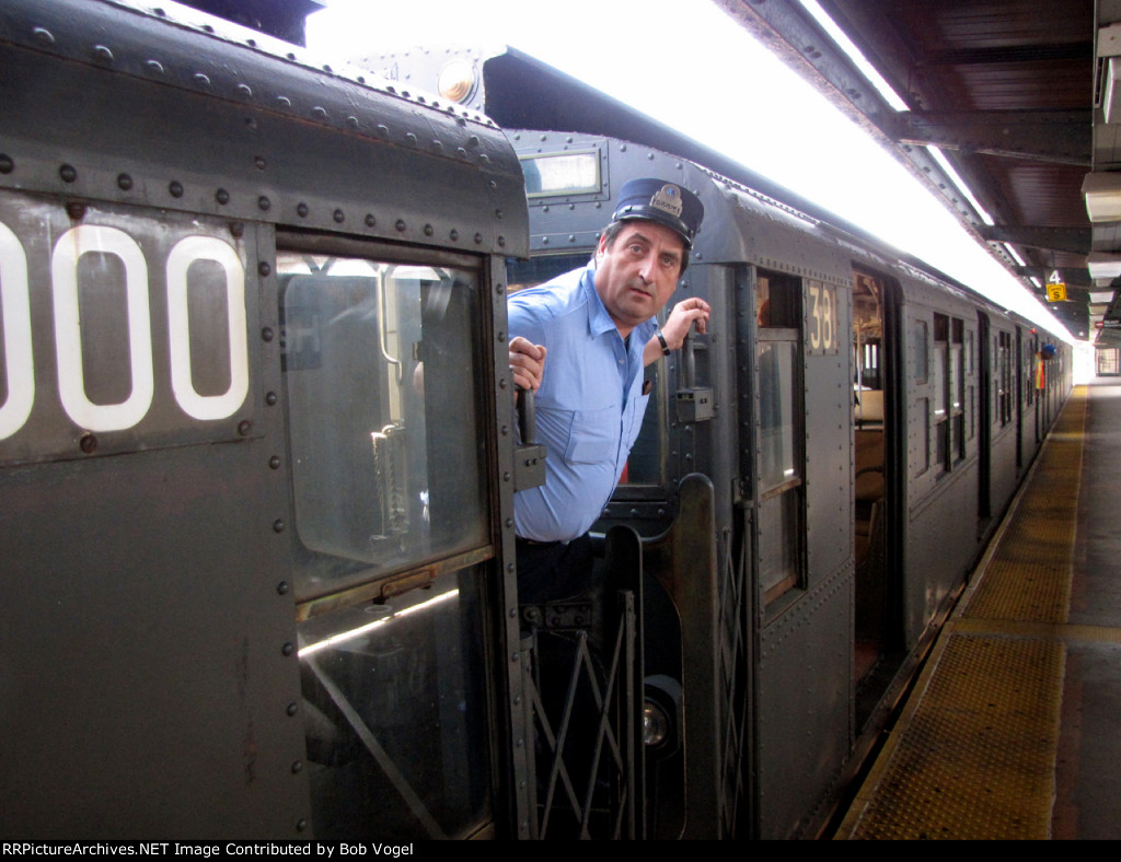 R-6 1000 and R-1 381