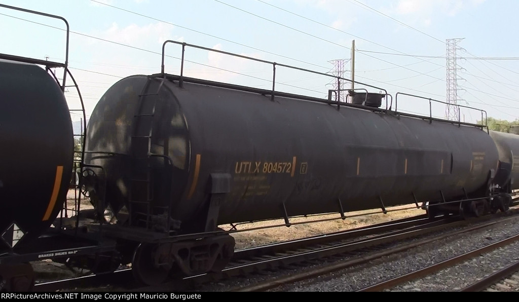 UTLX tank car